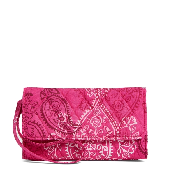 Vera Bradley Handbags - NWT Vera Bradley smartphone wristlet